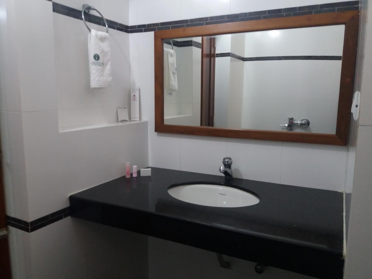 Travancore Island Resort Thiruvananthapuram Εξωτερικό φωτογραφία